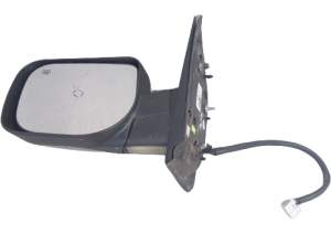 LUSTERKO LEWE INFINITI QX56 2004-2010