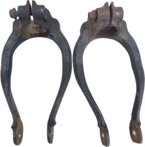 RAMIĘ AMORTYZATORA PRZÓD INFINITI QX70 FX30d FX35