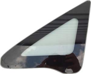 SZYBA KAROSERYJNA LEWY PRZÓD HONDA JAZZ I (II)