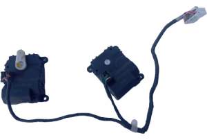 SILNICZEK NAGRZEWNICY KLAPKI NAWIEWU KIA CARENS II