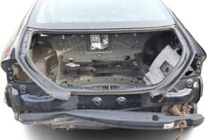 PAS TYŁ TYLNY WANNA MERCEDES CLS W219
