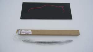 INFINITI EX QX50 LISTWA NA KLAPĘ