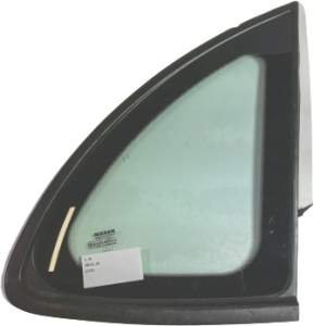 SZYBA KAROSERYJNA PRAWY TYŁ NISSAN ALMERA TINO