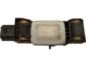 CZUJNIK UDERZENIOWY UDERZENIA NISSAN MICRA K12