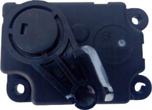 SILNICZEK NAGRZEWNICY NISSAN MICRA K12 RENAULT