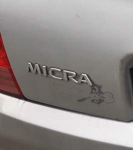 NAPIS EMBLEMAT KLAPY BAGAŻNIKA NISSAN MICRA K12 3D