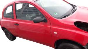 SZYBA BOCZNA DRZWI PRAWY PRZÓD NISSAN MICRA K12 3D