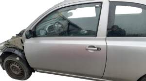 SZYBA BOCZNA DRZWI LEWY PRZÓD NISSAN MICRA K12 3D