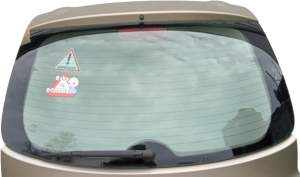 SZYBA TYLNA TYŁ KLAPY BAGAŻNIKA NISSAN MICRA K12