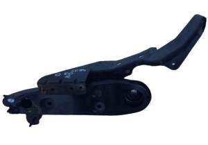 INFINITI Q50 WSPORNIK BLACHA MOCOWANIE PRAWA