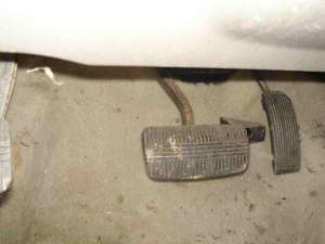 NISSAN MAXIMA A 33 PEDAŁ HAMULCA