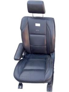 FOTEL PRAWY INFINITI QX56 JA60