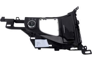 PANEL Z TUNELU ŚRODKOWEGO INFINITI Q50 283952V73A