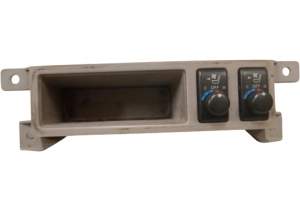 PANEL REGULACJA OGRZEWANIA FOTELI INFINITI M35 Y50