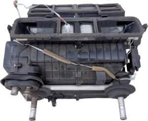 NAGRZEWNICA INFINITI M35 Y50 27110EH10E