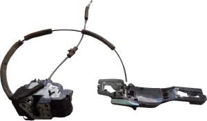 ZAMEK DRZWI LEWY TYŁ INFINITI QX70 FX30d FX35 FX37 FX50