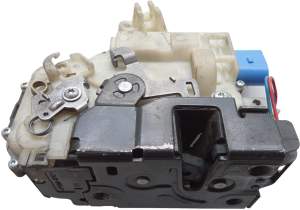ZAMEK DRZWI LEWY PRZÓD VW POLO 9N SEAT IBIZA III 6L 7E1837015A