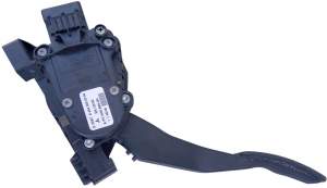 PEDAŁ GAZU MITSUBISHI COLT VI SMART FORFOUR A4543000304