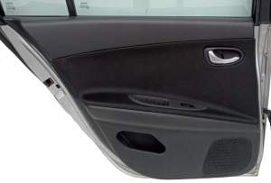 BOCZEK TAPICERKA DRZWI LEWA TYŁ NISSAN PRIMERA P12 SEDAN
