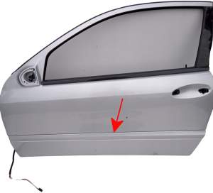 LISTWA DOLNA DRZWI LEWA MERCEDES C W203 COUPE