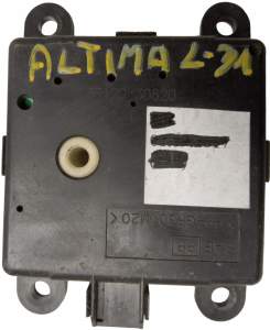 SILNICZEK NAGRZEWNICY NISSAN ALTIMA L31 MURANO I Z50