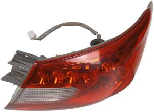 LAMPA PRAWA TYLNA INFINITI Q70 M 10-14 PRZED LIFT EU