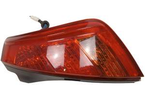 LAMPA PRAWA TYLNA NISSAN MURANO Z50