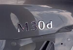 NAPIS EMBLEMAT INFINITI Q70 M30d M35 M37 M56 10-14 PRZED LIFT