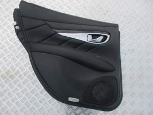 TAPICERKA BOCZEK DRZWI LEWY TYŁ INFINITI M 2010+