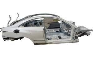 ĆWIARTKA PRAWA TYŁ PRÓG MERCEDES E KLASA W207 C207