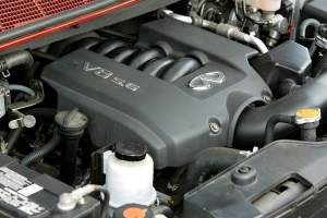 WAŁ KORBOWY VK56DE 5.6 INFINITI QX56 NISSAN ARMADA TITAN PATROL