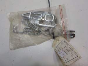 ZNACZEK EMBLEMAT LEXUS LS 430