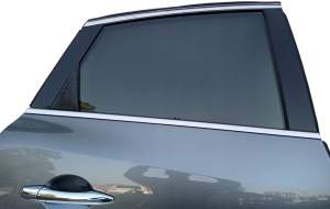 SZYBA BOCZNA DRZWI PRAWA TYŁ INFINITI EX30d EX35 EX37 QX50