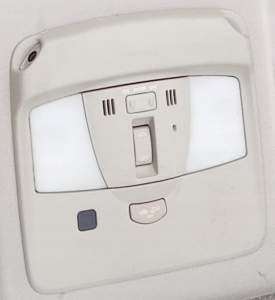 LAMPKA PODSUFITKI INFINITI QX70 FX30d FX35 FX37 FX50