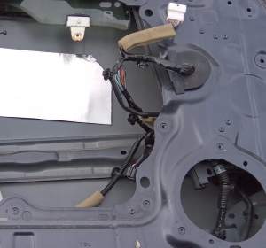 WIĄZKA INSTALACJA DRZWI LEWA PRZÓD INFINITI QX70 FX30d FX35 FX37 FX50