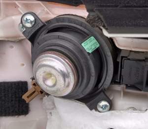 GŁOŚNIK BOSE 3" LEWY PRZÓD INFINITI Q70 M30d M35 M37 M56