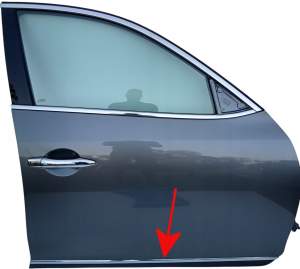 LISTWA DOLNA DRZWI PRAWA PRZÓD INFINITI EX30d EX35 EX37 QX50