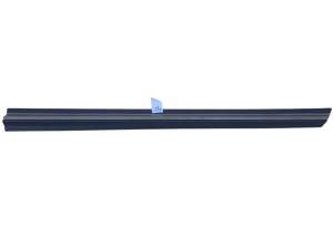 LISTWA DRZWI PRAWA PRZÓD INFINITI QX70 FX30d FX35 FX37 FX50 808701CA0A