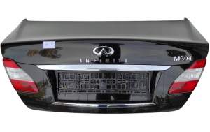 LISTWA DOLNA CHROM KLAPY INFINITI Q70 M30d M35 M37 M56 10-13 PRZED LIFT