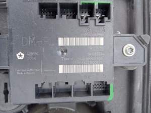 MODUŁ STEROWNIK DRZWI LEWY PRZÓD VOLKSWAGEN ROUTAN VOYAGER TOWN COUNTRY V