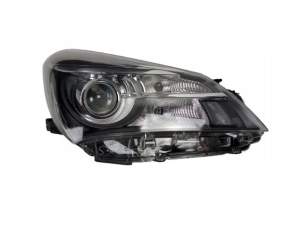 REFLEKTOR PRAWY TOYOTA YARIS III LIFT 2014-