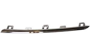 LISTWA CHROM PRAWA GRILLA ATRAPY RENAULT MEGANE IV 623836495R