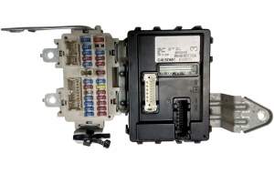 MODUŁ KOMFORTU BCM INFINITI FX35 S50 2006-2007 284B18Y70A