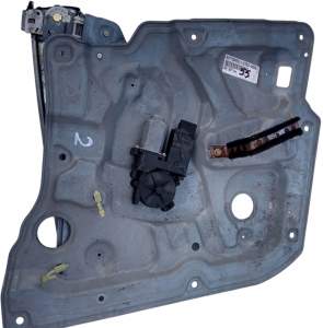 PODNOŚNIK SZYBY PRAWY PRZÓD UK NISSAN PRIMERA P12 80770AV611