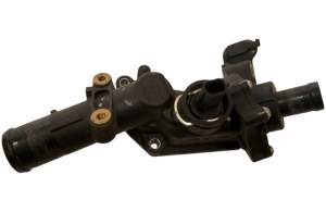 OBUDOWA TERMOSTAT 1.5 dCi NISSAN MICRA QASHQAI RENAULT CLIO MEGANE SCENIC
