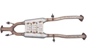 TŁUMIK ŚRODKOWY WYDECH RURA WYDECHOWA INFINITI QX70 FX30d 3.0d