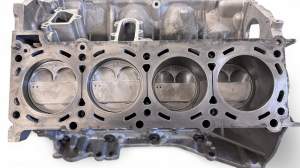 BLOK SILNIKA INFINITI QX70 5.0 FX50