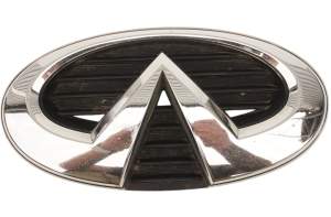 LOGO EMBLEMAT GRILLA ATRAPY INFINITI Q70 M30d M35 M37 M56 628901MA0C