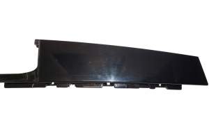 OSŁONA SŁUPKA LEWA TYŁ DEKOR INFINITI Q30 QX30 822D35DA0A