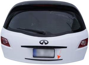 LISTWA KLAPY BAGAŻNIKA DOLNA CZARNA INFINITI FX35 FX45